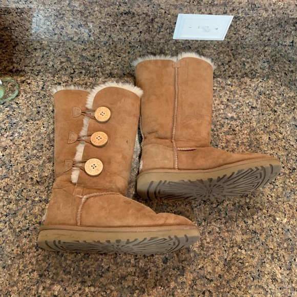 UGG Shoes - Ugg